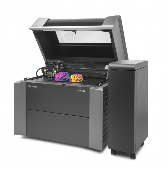 Stravasys Objet500 Connex3 kan printe i mange ulike materialer og med mange ulike farger