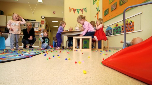 Barn leker i Gråtass barnehage, Fredrikstad